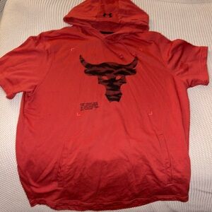 Project Rock Iron Paradise Under Armor Short Sleeve Workout Sweatshirt